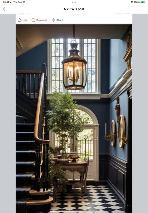 Victorian Staircase Ideas Entrance Halls, Victorian Entryway Foyers, Victorian Entrance Hall, Victorian Entryway, Eclectic Interior Design Vintage, Entryway Designs, Townhouse Interior, Elegant Chandeliers, Dream House Interior