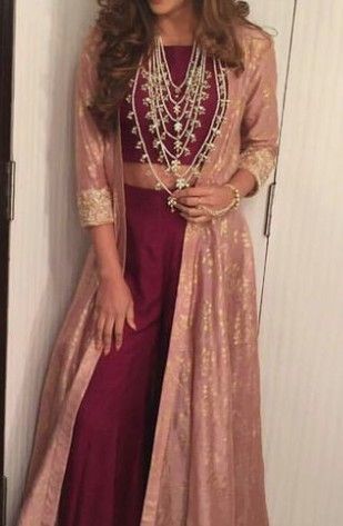 Shrug Outfits, Long Shrug, Party Wear Indian Dresses, Trendy Fashion Outfits, Black Style, Anarkali, Indian Dresses, Lehenga, Blouse Designs