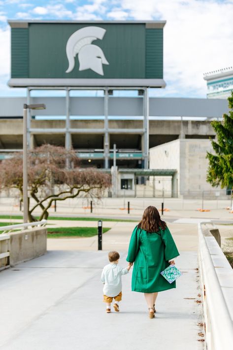 Mommy And Son Graduation Pictures, Single Mom Graduation Pictures, Mother And Son Graduation Pictures, Mom And Son Graduation Photo Ideas, Mom Graduation Pictures With Kids, Msu Graduation Pictures, Michigan Graduation Pictures, Michigan State Graduation Pictures, Michigan State University Graduation Pictures