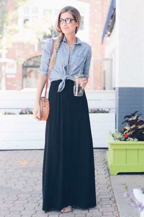 How to Wear a Little Black Maxi 3 Ways | Maxi Dress with Button Up | Layered Maxi Dress Connecticut Fashion, Casual Maxi Dress Outfit, Black Maxi Skirt Outfit, Black Maxi Dress Outfit, Maxi Dress Outfit Summer, Black Long Skirt, Casual Maxi Skirt, Long Black Skirt, Rok Outfit