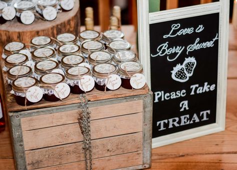 'Love is Berry Sweet' signs welcome guest to take a treat of homemade strawberry jam as a wedding favor. Jam Wedding Favors, Simple Wedding Favors, Homemade Strawberry Jam, Southern Grace, Wedding 2025, Wedding Fun, Homemade Jam, Strawberry Jam, Sweet Couple