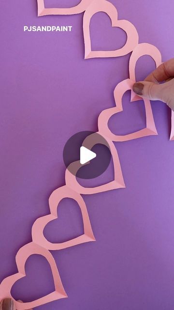 Kelly Crean on Instagram: "Paper heart chain hearts 💕   #valentines #papercrafts #valentinesdecor" Paper Chain Decorations, Paper Heart Chain, Paper Heart Garland, Hearts Valentines, Paper Chains, Heart Garland, Diy Paper Crafts Decoration, Heart Strings, Paper Heart