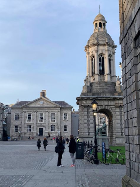 #dublin #trinity #uni #travel Trinity University Dublin, Trinity Dublin, Trinity College Dublin, Irish Travellers, Trinity College, Dream College, Ireland Vacation, Dublin City, Travel Wishlist