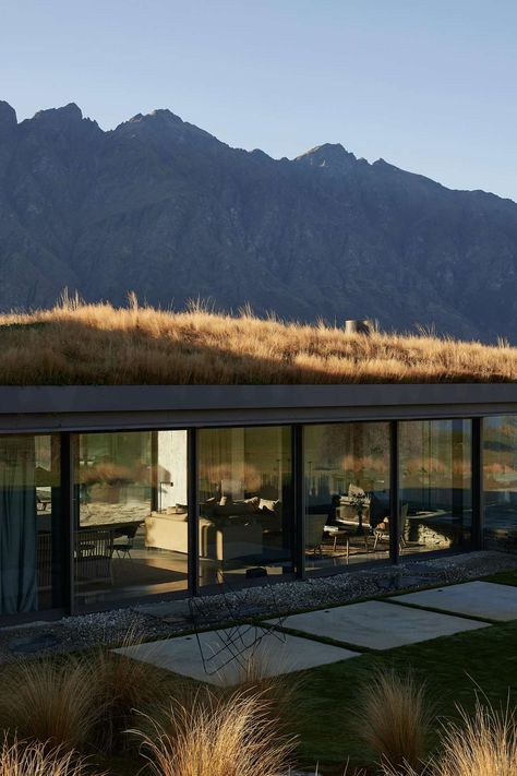 Photo 7 of 26 in Walls of Glass at This New Zealand Home Capture the Most Epic Mountain Views - Dwell Glass House Mountains, Glass House Mountains Queensland, New Zealand Home, New Zealand Architecture, Modern Outdoor Spaces, New Zealand Houses, Metal Siding, House Building, Mountain Home