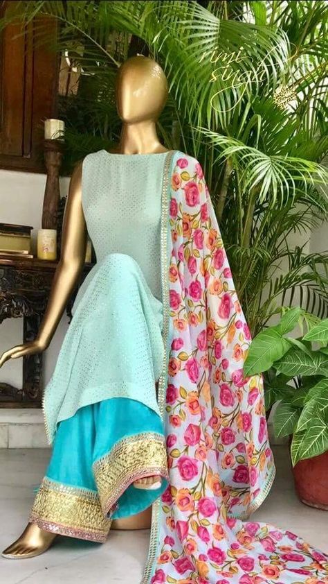 Mukaish Work, Georgette Kurta, Indian Designer Suits, Kurta Style, Indian Party Wear, Kurti Embroidery Design, Printed Dupatta, Salwar Kamiz, Indian Designer Outfits