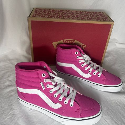 Brand New In Box Women’s Size 9.5 Vans Pink Filmore High Top Sneakers Vans Floral Shoes, Pink Hightop Vans, Girls Vans, Low Top Vans, Galaxy Shoes, Pink High Tops, Vans Suede, Black And White Vans, Black Tennis Shoes