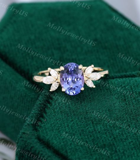 Tanzanite Engagement Ring Rose Gold, Tanzanite Engagement Rings, Gold Oval Cut Engagement Ring, Engagement Ring Vintage Unique, Tanzanite And Diamond Ring, Engagement Ring Women, Tanzanite Engagement Ring, Vintage Engagement Rings Sapphire, White Sapphire Engagement Ring