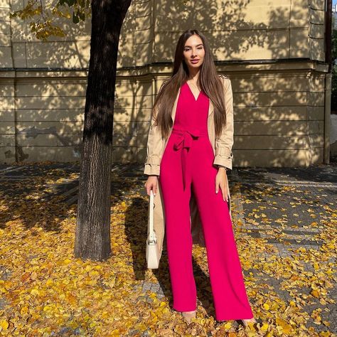 20 Best Pink Jumpsuit Outfit Ideas And Tips On How To Style Them Pink Jumpsuit Outfit Casual, Pink Jumpsuit Outfit Classy, Hot Pink Jumpsuit Outfit, Sweater Over Jumpsuit, Jumpsuit Outfit With Jacket, Pink Jumpsuit Outfit, Long Romper Outfit, Jumpsuit With Cardigan, Pink Jumpsuits Outfit