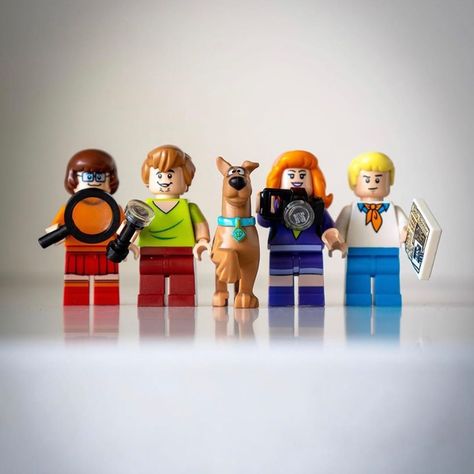 Lego Scooby Doo, Scooby Doo Toys, Scooby Doo Mystery Inc, Lego Halloween, Lego Universe, Scooby Doo Images, Shaggy And Scooby, Lego Lovers, Lego People