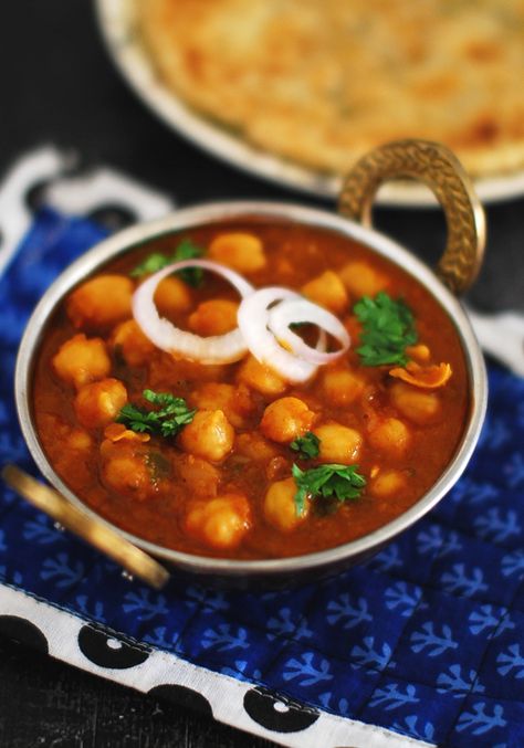 Chana Masala Indian Chickpea Curry, Punjabi Chole, Recipes With Kidney Beans, Kabuli Chana, Chole Masala, Chickpea Curry Recipe, Dry Chickpeas, Chickpea Curry, Vegetable Puree