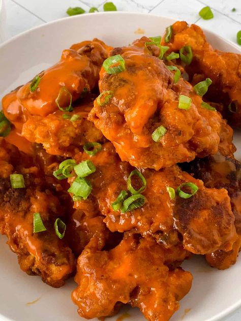 Air Fryer Copycat Buffalo Wild Wings Chicken Tenders Buffalo Wild Wings Chicken, Copycat Buffalo Wild Wings, Breakfast Quesadilla Recipes, Buffalo Chicken Tenders, Ranch Dipping Sauce, Slow Cooker Recipes Pork, Wings Chicken, Blackstone Grill, Buffalo Wild