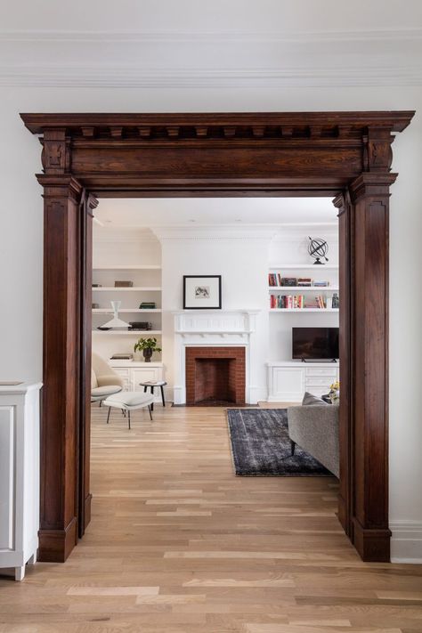 Michael Godmer designs "perfectly balanced" Montreal townhouse Victorian Townhouse, Deco Salon, Door Design Modern, Modern Victorian, Main Door Design, Design Del Prodotto, Wood Doors Interior, Childrens Bedrooms, Architectural Elements