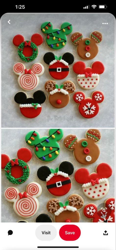 Mickey Christmas Cookies, Christmas Cookies Ideas, Mouse Cookies, Christmas Cupcakes Decoration, Christmas Sugar Cookies Decorated, Black Christmas Tree, Disney Christmas Decorations, Cute Christmas Cookies, Disney Cookies