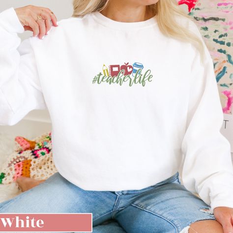 Teacher Sweatshirt Embroidered Teacher Sweat shirt for Third Grade Teacher Crewneck Fall Back To School Embroidery Sweater for Teaching Themed Icons, School Embroidery, Fall Back To School, Teacher Wardrobe, Shirt Inspiration, Fun School, Third Grade Teacher, Teacher Sweatshirt, Embroidery Sweater