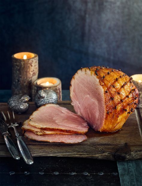 This super-sweet maple and honey roast gammon is the perfect gluten-free Christmas centrepiece Witcher Food, Gammon In Coke, Honey Roast Gammon, Alice Levine, Roast Gammon, Honey Roast Ham, Roast Ham, Gammon Recipes, Sunday Roasts