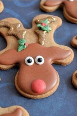 Decorated Gingerbread Man Cookies, Gingerbread Cookie Recipes, Ginger Man Cookies, Reindeer Gingerbread Cookies, Easy Gingerbread Cookie Recipe, Rudolph Cookies, Easy Gingerbread Cookies, Gingerbread Cookie Dough, Easy Gingerbread