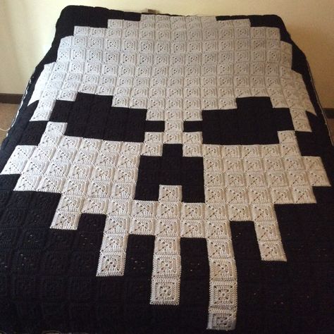 Jack Skeleton Crochet Blanket, Punisher Crochet, Skull Crochet Blanket, Crochet Skull Blanket, Crochet Pixel Blanket, Crochet Lego, Pixel Crochet Blanket, Crochet Skull Patterns, Scrap Crochet