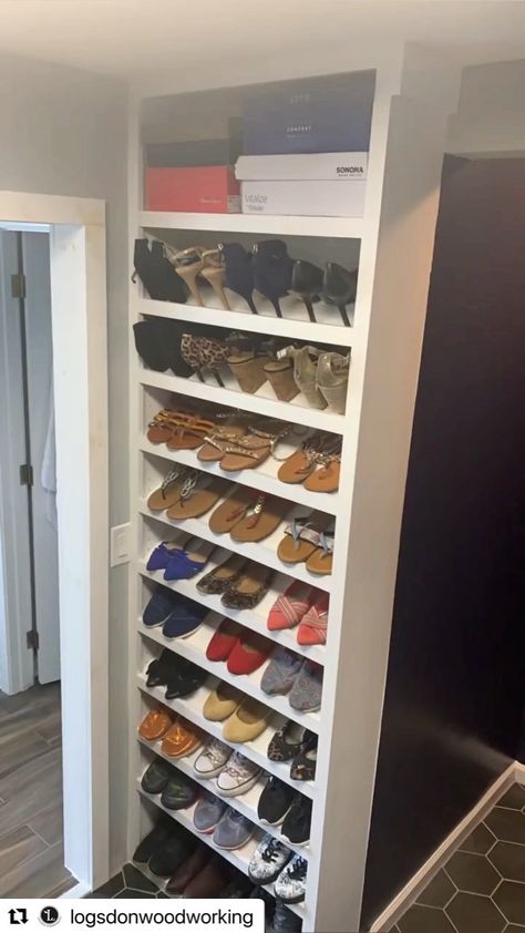 Built In Shoe Rack Closet, Shoe Storage Wall, Shoe Rack For Small Spaces, Wall Mounted Shoe Rack, 90s Home, Stackable Shelves, Shoe Cupboard, Shoe Rack Closet, Closet Renovation