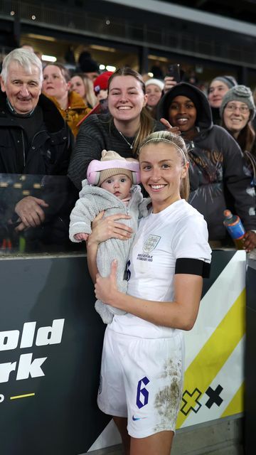 Lionesses on Instagram: "Never too young to start supporting the #Lionesses 🥰" The Lionesses, Jordan Nobbs, England National Football Team, England Ladies Football, Arsenal Players, Arsenal Ladies, Uk Football, Womens Football, Football Pictures