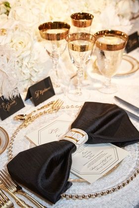 Wedding Plate Setting, Gold Place Setting, Gold Table Setting, Black Napkins, Black Tablecloth, Black Gold Wedding, Wedding Plates, Wedding Place Settings, Wedding Inside