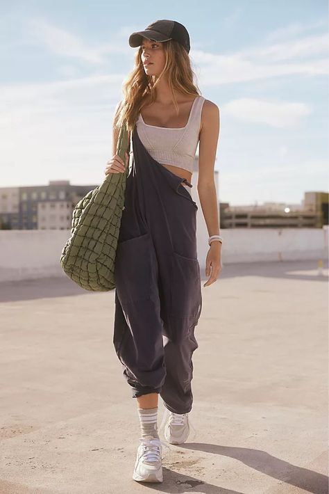 Sweater Hoodie Zipper, Smart Casual Work, Jeans Overall, Hot Shots, Casual Jumpsuit, Fp Movement, Oversized Silhouette, Sleeveless Jumpsuits, Chic Woman