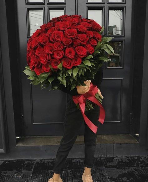 100 Roses Bouquet, 100 Red Roses, Red Flower Bouquet, 100 Roses, Luxury Flower Bouquets, Red Rose Bouquet, Boquette Flowers, Flower Gift Ideas, Flower Boutique