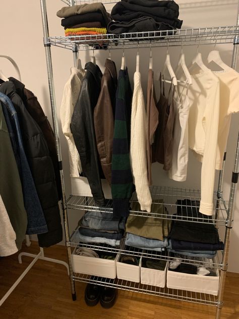 Cloths Rack Aesthetic, Omar Closet, Ikea Omar Closet, Omar Ikea Bedroom, Clothing Rack Aesthetic, Ikea Omar, Rack Closet, Cozy Small Bedrooms, Room Organization Bedroom