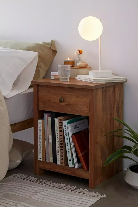 Ideas For Bedside Tables, Side Table Inspo Bedroom, Night Stand Bedroom Ideas, Wood Bedside Table Ideas, Bookshelf Nightstand Ideas, Master Bed Nightstand, Aesthetic Nightstand Decor, Side Tables Bedroom Aesthetic, Tall Bedside Table Ideas