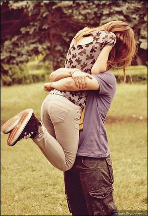 A run-and-jump hug. Jump Hug, Couple Hug Images, Millionaire Matchmaker, Hug Images, Cute Hug, Millionaire Dating, Cute Couples Cuddling, Love Problems, Cute Couples Hugging