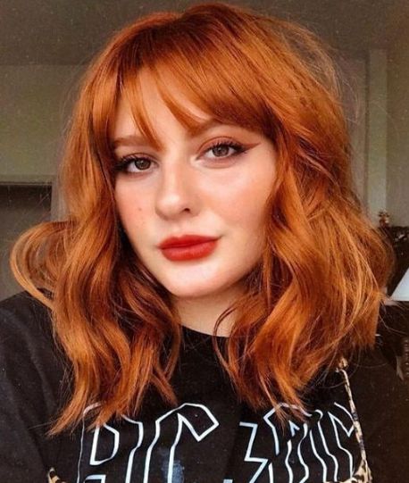 Bright Asian Medium Hairstyle Red Hair With Bangs, Short Black Wigs, Short Red Hair, Curly Bob Wigs, Wavy Bobs, Hair Color Highlights, Short Wavy, Wig With Bangs, Hair Replacement