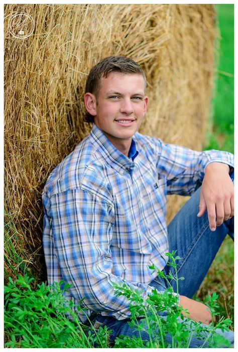 Littleton Senior Pictures.  Country Senior pictures.  Hay Bale Senior Pictures… Hay Bale Senior Pictures, Farm Senior Pictures, Senior Photos Boys, Senior Boy Poses, Male Senior Pictures, Senior Pictures Sports, Country Senior Pictures, Graduation Picture Poses, Senior Pictures Boys