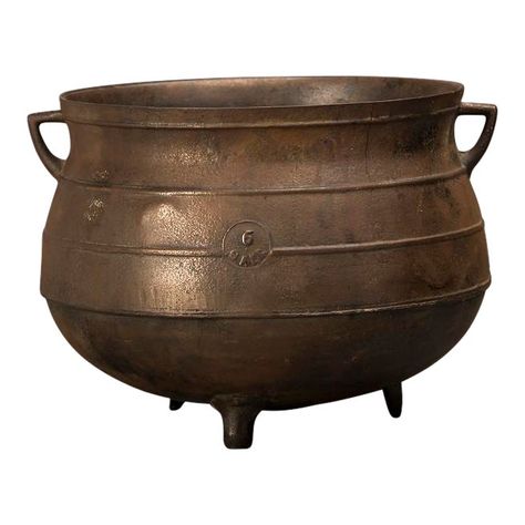 19th Century English Large Bronzed Cast Iron Cauldron Cast Iron Cauldron, Iron Cauldron, Witch Hut, Iron Bowl, 19th Century Style, Copper Pots, Green Witch, Vintage Pottery, Earthenware