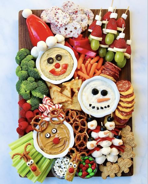 Brighten up your holiday table with these Christmas Fruit Tray Ideas that are as festive as they are delicious! Create colorful displays featuring red and green grapes, strawberries, kiwi, and watermelon shaped into holiday icons Christmas Fruit Tray Ideas, Christmas Fruit Tray, Fruit Tray Ideas, Holiday Icons, Rustic Tray, Christmas Fruit, Holiday Icon, Tray Ideas, Green Grapes