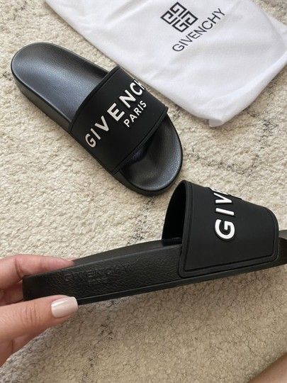 Aliexpress Finds Fashion, Givenchy Slippers, Aliexpress Finds, Pool Slides, Affordable Fashion, Sliders, Summer Women, Givenchy, Slippers