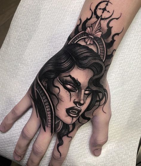 Rare Hand Tattoos, Men's Hand Tattoos, Lilith Tattoo, Traditional Hand Tattoo, Full Chest Tattoos, Spider Tattoo, Hand Tattoos For Guys, Neo Traditional, Like Comment Share