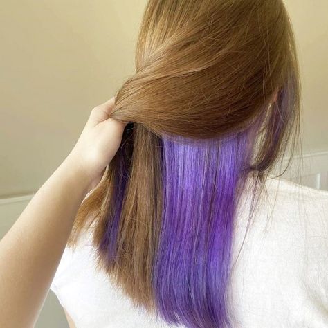 Purple Underneath Hair, Purple Peekaboo Hair, Under Hair Dye, Purple Blonde, Hair Dyed Underneath, Dyed Hairstyles, Underneath Hair Color Ideas, Underneath Hair Color, Hair Color Inspiration