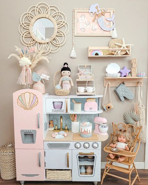 Girly Playroom, Pastel Playroom, Mermaid Party Ideas, Kitchen Boho, Room Wishlist, Girl Room Inspiration, Baby Nursery Organization, Girls Playroom, Kids Play Kitchen