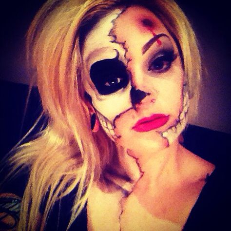 Gunshot Wound, Halloween Makeup, Skeleton, Halloween Face, Face Makeup, Halloween Face Makeup, Halloween Costumes, Halloween, Makeup