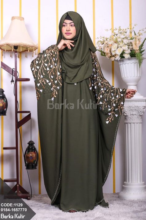 Butterfly Abaya, Abaya Designs Latest, Abaya Design, Hijab Designs, Kaftan Abaya, Dress Design Patterns, Kurti Designs Party Wear, Funny Shirts Women, Muslim Fashion Dress