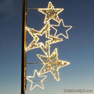 Street decorative star Christmas lights | iChristmasLight Christmas Lights Outdoor Trees, Christmas Street, Star Christmas Lights, Christmas Light Show, Diy Christmas Lights, Mall Decor, Noel Diy, Fun Christmas Decorations, Santa Decorations