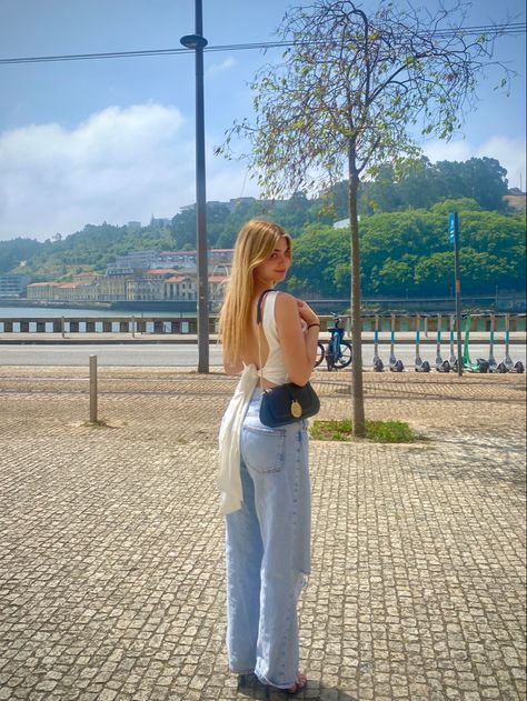 Casual Chique, Backless Top, Outfit Idea, Top Casual, Zara, Heels, Quick Saves