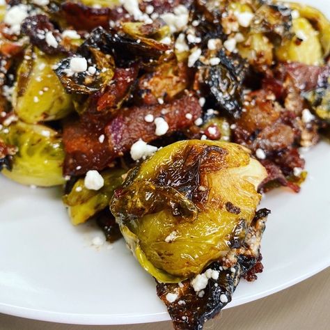 roasted brussels sprouts with bacon, goat cheese & balsamic glaze – AMY'S CRUMBS Bacon Ends, Balsamic Glaze Brussel Sprouts, Bacon Goat Cheese, Roasted Brussels Sprouts With Bacon, Balsamic Glaze Recipes, Brussels Sprouts With Bacon, Uncured Bacon, Roasted Sprouts, Goat Cheese Recipes