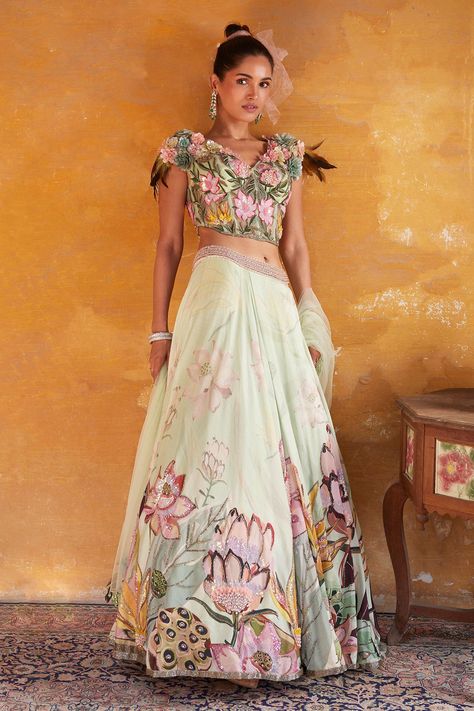 Shop for Varun Bahl Green Chanderi Floral Print Skirt Set for Women Online at Aza Fashions Green Floral Lehenga, Wedding Lenghas, Varun Bahl, Floral Lehenga, Lehenga Designs Simple, Green Lehenga, Tea Green, Salwar Kamiz, Pink Lehenga