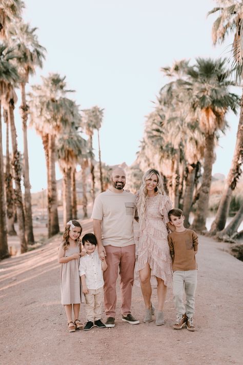 California Family Photos, Arizona Christmas Photos, Arizona Family Photoshoot, Desert Family Photos Outfits, Arizona Family Photos, Family Photos Desert, Desert Family Photos, What To Wear Photoshoot, Adult Family Photos