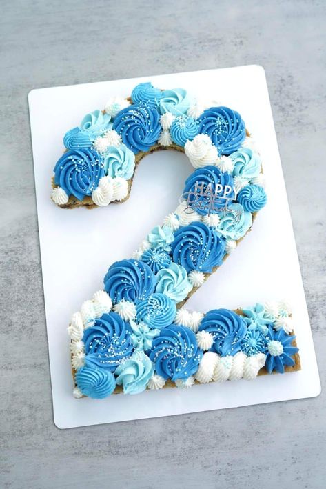 Number 2 Cupcake Cake, Cookie Number Cake, Cakes Numbers, Number Cookie Cake, Cookie Cake Decorating Ideas, Number 2 Cakes, Pretty Pastries, 21st Birthday Boy, Jordan Birthday