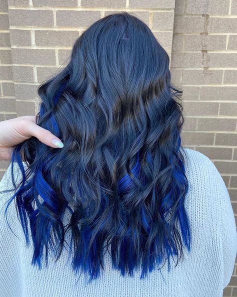 Hotheads Hair Extensions®️ on Instagram: “Extensions don’t always have to be for length, they can be for volume too 🖤💙 _______ Hair: Custom Colored Sew-In Extensions⠀⠀⠀⠀⠀⠀⠀⠀⠀…” Blue Hair Extensions, Sew In Extensions, Silver Candelabra, Simple Wedding Centerpieces, Sew In, Hair Extension, Simple Weddings, Blue Hair, Pear Shaped