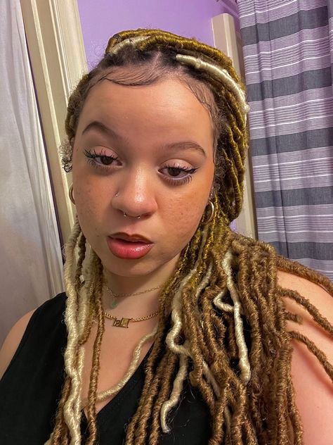 black girl with locs. light skin girl with locs. faux locs hairstyles. soft locs hairstyles. brown and blonde locs. 613 locs color. 27 locs color. light skin girl pretty. black girl light skin. girl with septum piercing. hair inspo. loc inspo. colored locs. colored faux locs. soft locs with color Soft Locs On Light Skin, Brown And Blonde Soft Locs, 613 Locs, Blonde Soft Locs, Soft Locs Hairstyles, Faux Locs Colored, Locs Soft, Locs Color, Blonde Locs