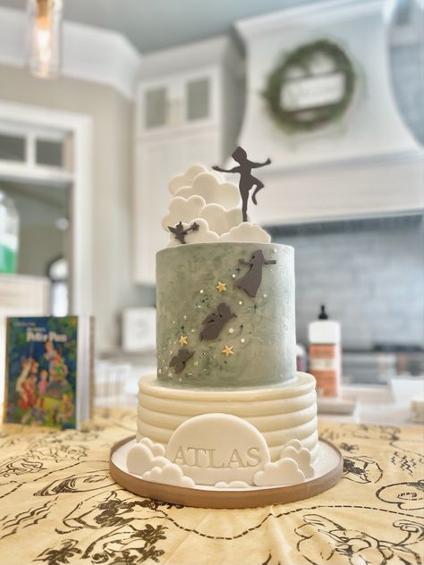 Peter Pan Wedding Cake, Peter Pan Themed Cake, Peter Pan First Birthday Cake, Neverland Birthday Cake, Peter Pan Themed Birthday Party, Never Grow Up Peter Pan First Birthday, Peter Pan 1st Birthday Cake, Peter Pan Never Grow Up Birthday, Peter Pan In One-derland