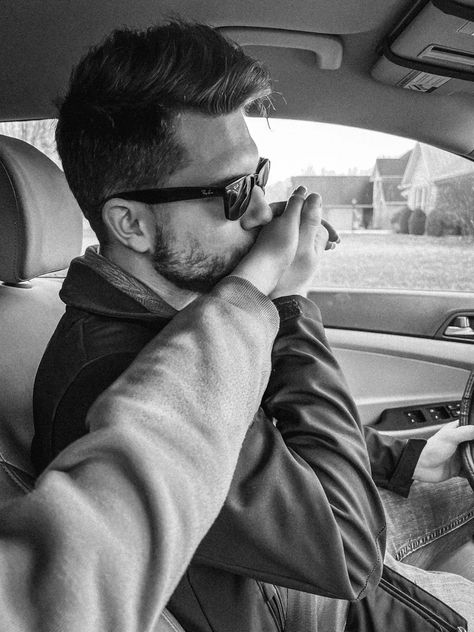 Medical Couple Aesthetic, Driving With Boyfriend, Men In Love Aesthetic, Living With Boyfriend, Provider Man, Caring Husband, Car Couple, Poem Love, Cute Date Ideas