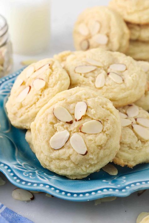 These perfect Almond Cookies are soft sugar cookies with crisp, buttery edges and warm almond flavor. Rich, chewy, and so irresistible! Almond Cookies Recipes, Almond Sugar Cookie Recipe, Soft Almond Cookies, Homemade Sugar Cookies Easy, Best Christmas Cookie Recipes, Almond Sugar Cookies, Almond Shortbread Cookies, Almond Meal Cookies, Homemade Sugar Cookies